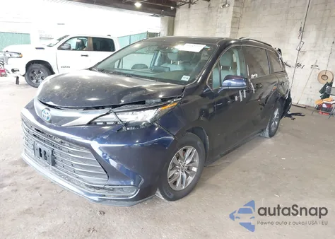 2023 Toyota Sienna Le z USA, uszkodzony, nr VIN 5TDBRKEC5PS175297